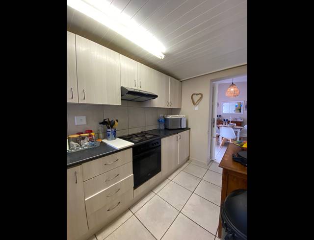 2 BEDROOM TOWNHOUSE FOR SALE IN LAGUNA SANDS
